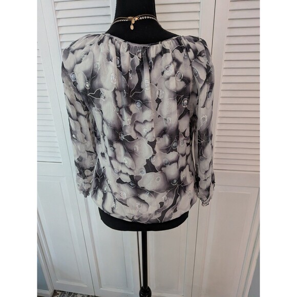 WHBM Silk Blouse Women's S Black White Silver Clip Dot Floral Ruched Romantic - Picture 9 of 13